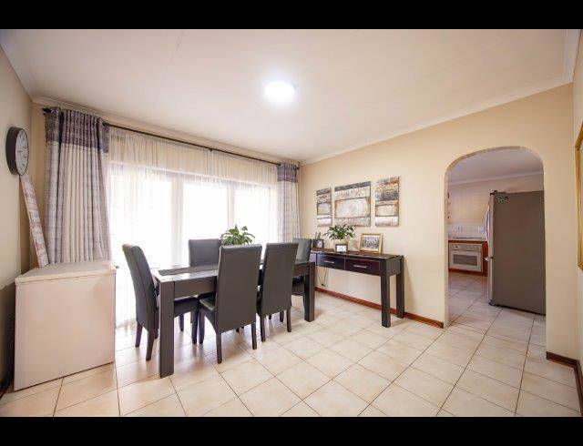 4 BEDROOM HOUSE FOR SALE IN MALVERN